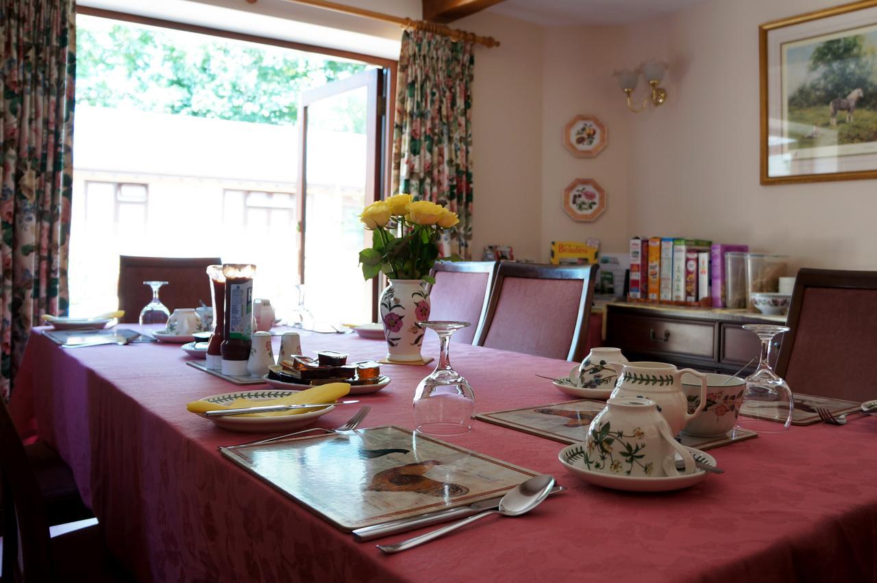 The Olde Barn Bed & Breakfast Lymington Bagian luar foto